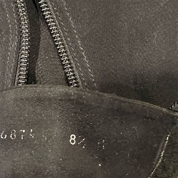 Stuart Weitzman Women's Black Suede Ankle Boots Size 8.5 Zip Closure - Picture 9 of 12